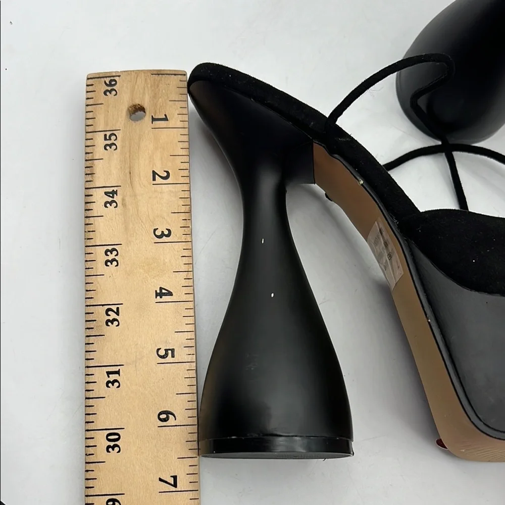 Lemonade Chic Black‎ Platform Sz 7 Sandals with Sculptural Heel NEW